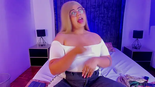 Tom Silver   online show from December 2025 07:52:02 PM