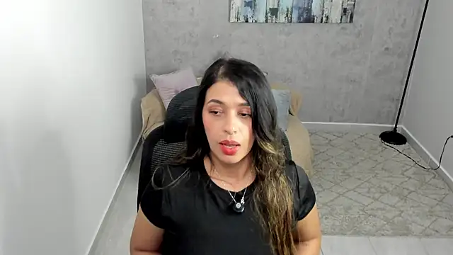 gia watsonn online show from June 2026 06:22:02 PM