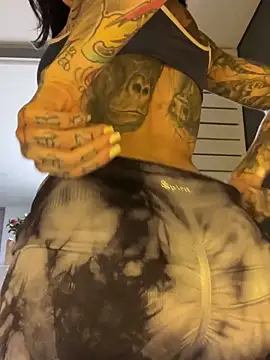 Snapshot of Iam_Annii chatting on December 2024 05:15:01 AM Iam Annii online show from December 2024 05:15:01 AM