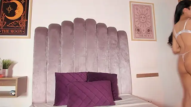 Snapshot of sky_caroline chatting on February 2026 09:04:01 PM sky caroline online show from February 2026 09:04:01 PM