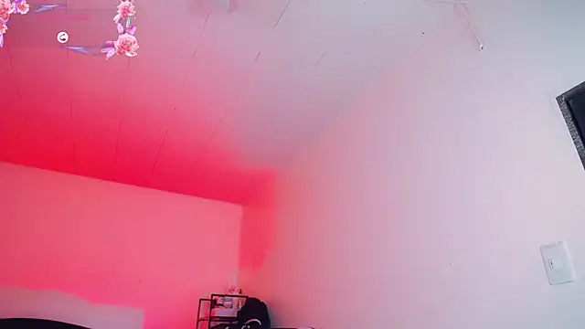 Kendall hornyy online show from November 2025 07:12:01 PM