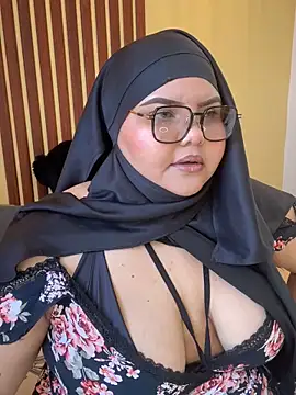  Shara Handal  online show from November 2025 03:13:02 PM