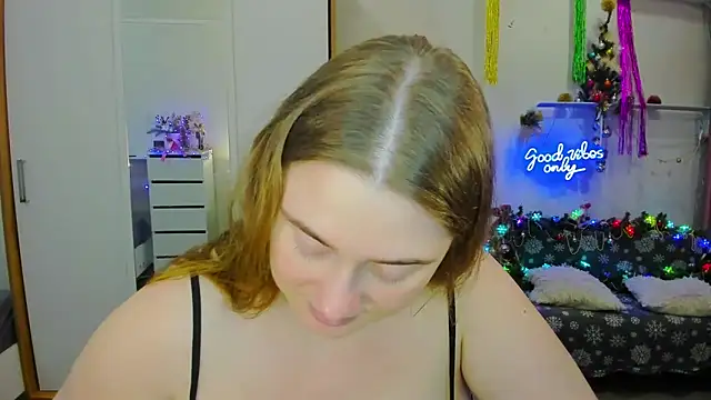 Demure Smile online show from December 2024 03:26:01 AM