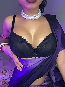 Hot-sexy222 online show from February 2025 10:35:02 AM