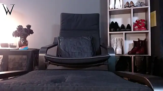 Mistress Wonder online show from April 2026 03:07:01 PM