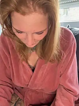 Snapshot of redNatified chatting on February 2026 09:06:02 AM redNatified online show from February 2026 09:06:02 AM