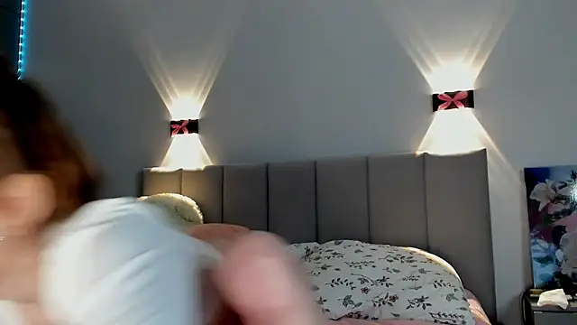 diana nier online show from December 2024 10:04:01 PM