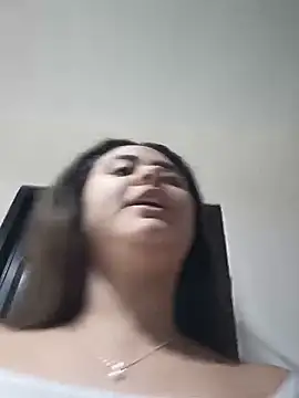 sexy-latin10 online show from June 2026 01:00:02 PM