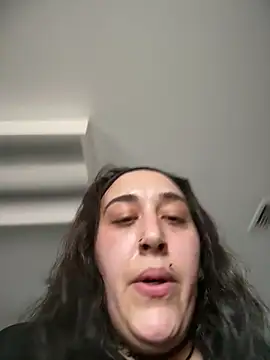 ThicBunz online show from April 2026 04:04:02 PM