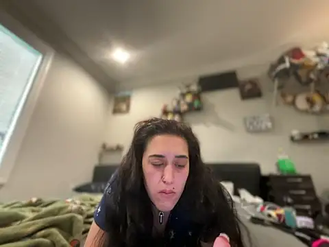 ThicBunz online show from May 2026 01:05:02 PM