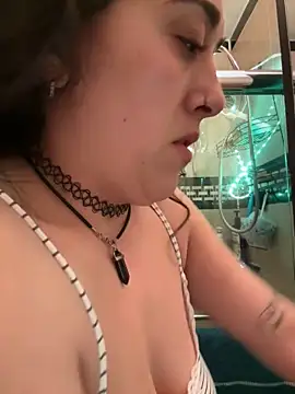 ThicBunz online show from May 2026 04:54:01 AM
