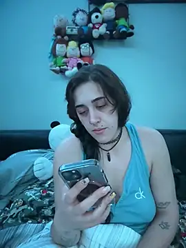 ThicBunz online show from June 2026 04:00:01 AM