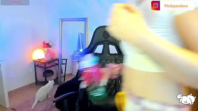 Piinkpandora online show from February 2025 09:47:02 PM