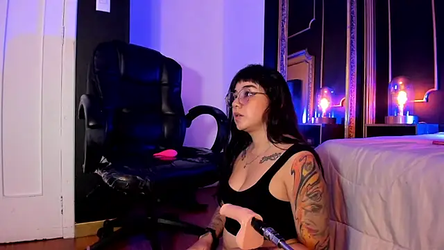 JeyLee online show from March 2025 06:34:01 PM