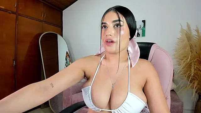 Alheli 16 online show from February 2026 07:02:02 PM