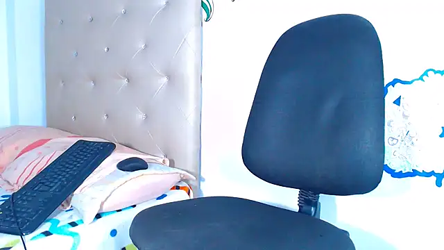 Megaanfox online show from February 2025 10:32:01 PM