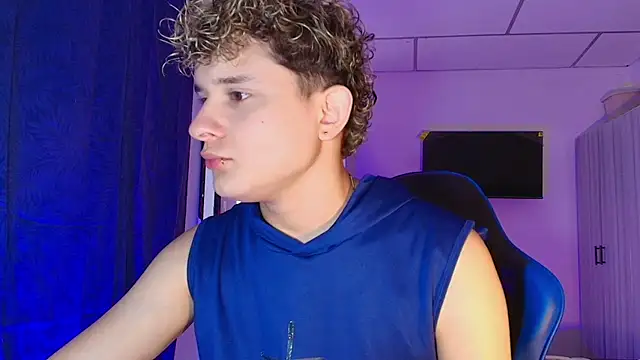 Nathan Bluee online show from July 2026 04:33:01 PM