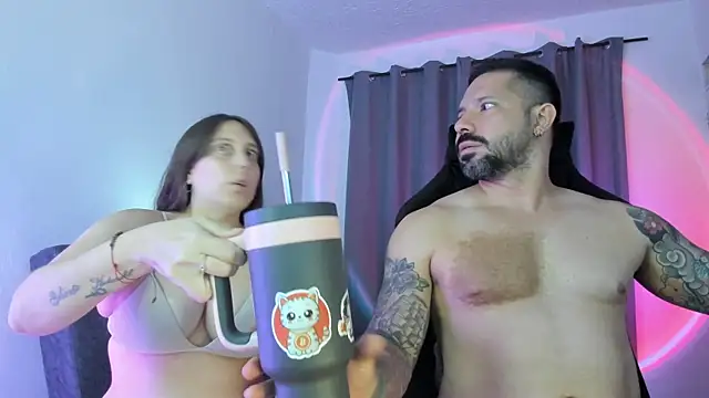 FreeLoveCouple online show from May 2026 02:20:02 AM
