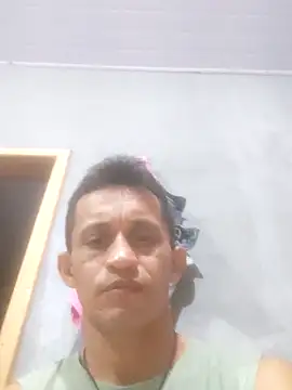 Snapshot of dotado20robson chatting on November 2025 01:06:01 AM dotado20robson online show from November 2025 01:06:01 AM