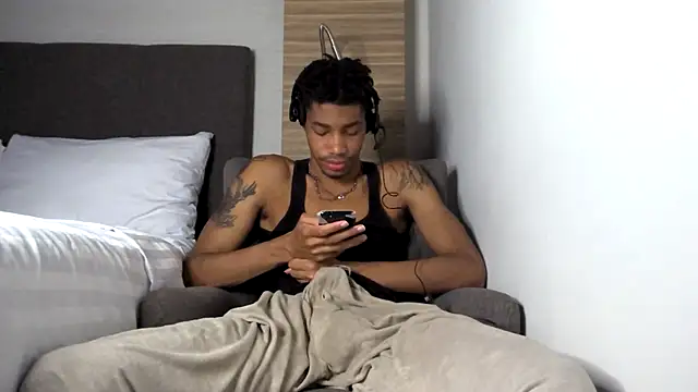 Snapshot of Skinnyblackman chatting on May 2026 05:14:02 AM Skinnyblackman online show from May 2026 05:14:02 AM