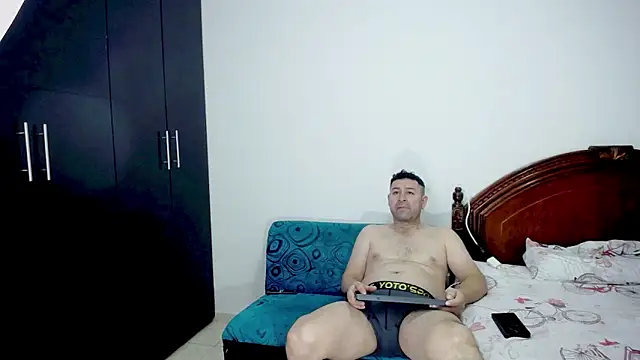 ambar jacksonn online show from May 2026 04:04:02 PM