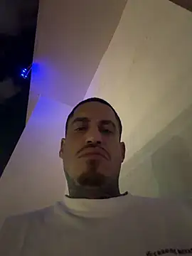 juicyj1311 online show from March 2026 05:57:01 AM