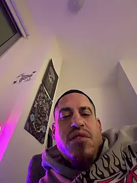 juicyj1311 online show from April 2026 07:59:02 AM