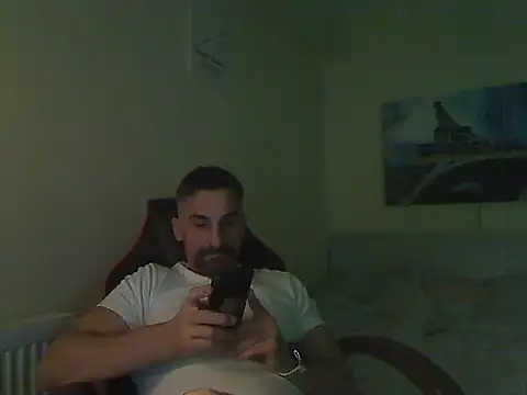 Snapshot of amydamarw chatting on February 2026 09:21:01 PM amydamarw online show from February 2026 09:21:01 PM