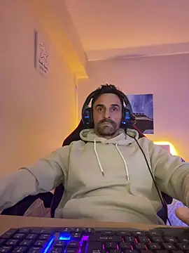 Snapshot of amydamarw chatting on February 2026 05:57:02 PM amydamarw online show from February 2026 05:57:02 PM