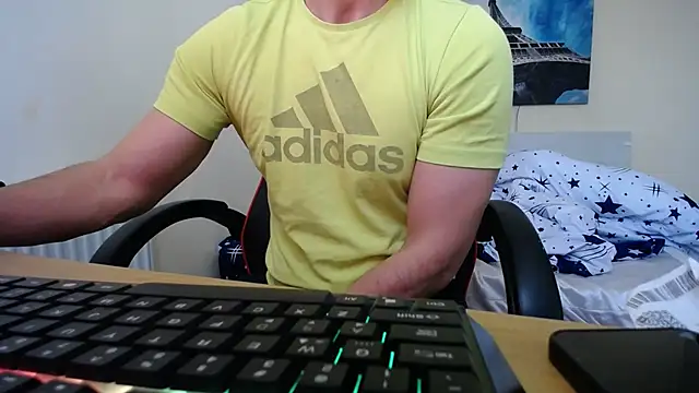 Snapshot of amydamarw chatting on March 2026 07:03:02 AM amydamarw online show from March 2026 07:03:02 AM