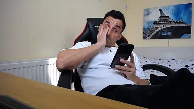 Snapshot of amydamarw chatting on March 2026 11:02:01 AM amydamarw online show from March 2026 11:02:01 AM