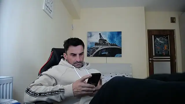 Snapshot of amydamarw chatting on March 2026 01:37:01 PM amydamarw online show from March 2026 01:37:01 PM