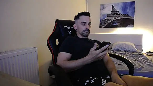 Snapshot of amydamarw chatting on March 2026 04:18:01 AM amydamarw online show from March 2026 04:18:01 AM