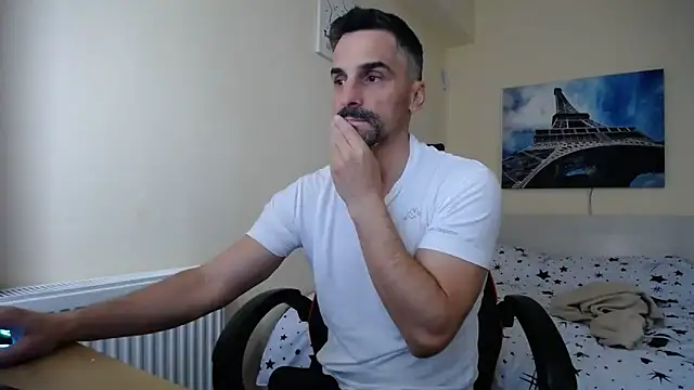 Snapshot of amydamarw chatting on March 2026 06:03:02 AM amydamarw online show from March 2026 06:03:02 AM