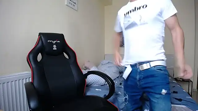 Snapshot of amydamarw chatting on April 2026 05:34:02 AM amydamarw online show from April 2026 05:34:02 AM