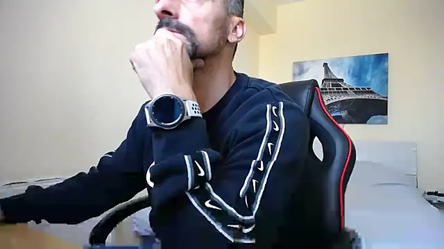 Snapshot of amydamarw chatting on April 2026 06:07:02 AM amydamarw online show from April 2026 06:07:02 AM