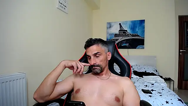 amydamarw online show from May 2026 02:35:01 PM