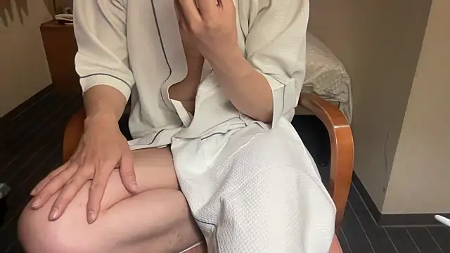 atom0407 online show from February 2025 02:34:01 PM