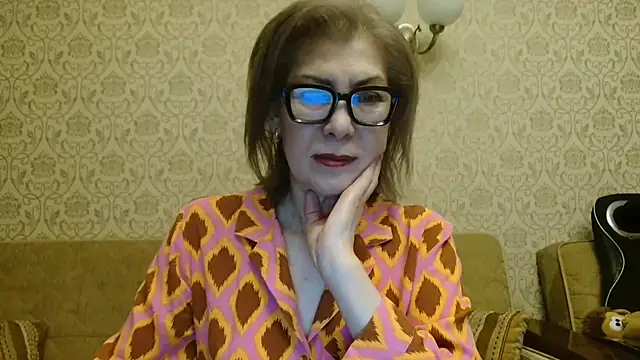 Elegant00Lady online show from April 2026 04:53:02 PM