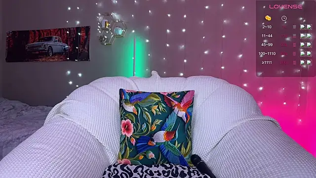 Tanya Acid online show from July 2026 05:25:02 AM