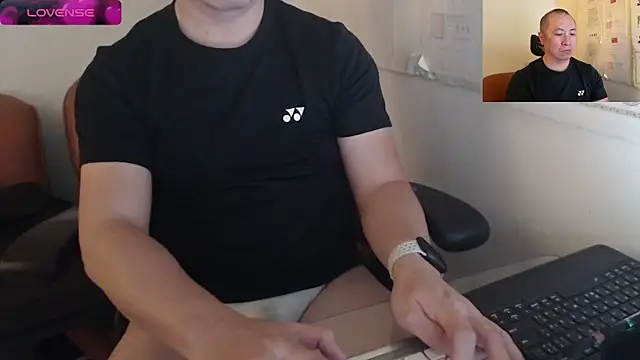 Snapshot of chih515 chatting on January 2025 05:45:02 AM chih515 online show from January 2025 05:45:02 AM