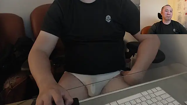 Snapshot of chih515 chatting on February 2025 06:47:02 AM chih515 online show from February 2025 06:47:02 AM