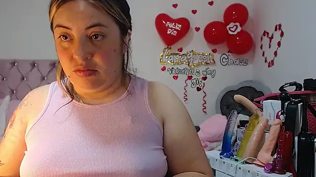 lanaqueen699 online show from March 2025 06:44:01 PM