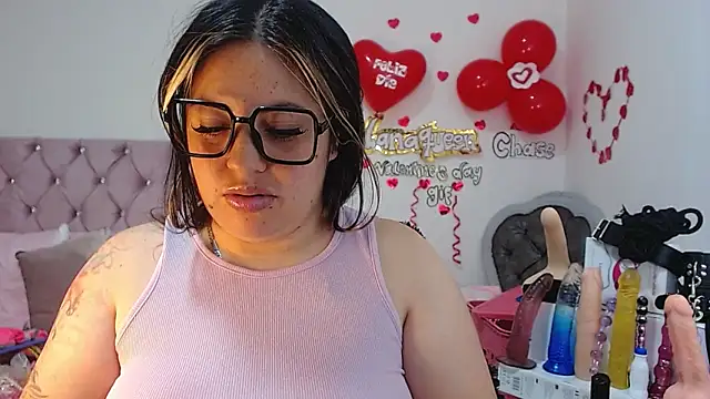 lanaqueen699 online show from March 2025 07:43:02 PM