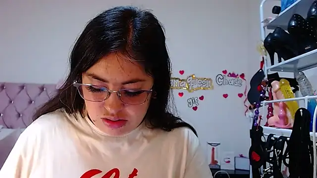 lanaqueen699 online show from November 2025 02:39:02 PM