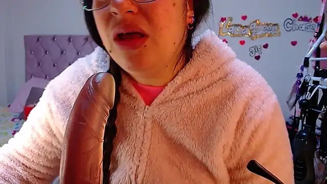 lanaqueen699 online show from March 2026 12:21:02 PM