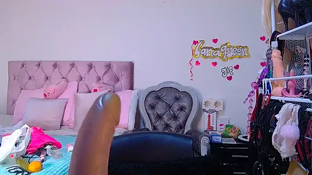 lanaqueen699 online show from May 2026 12:23:02 PM