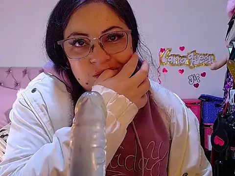lanaqueen699 online show from July 2026 12:14:02 PM