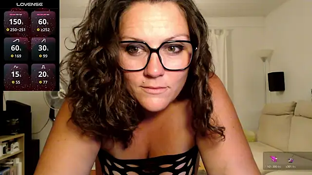 Snapshot of vagina02cam chatting on July 2026 11:33:02 PM vagina02cam online show from July 2026 11:33:02 PM