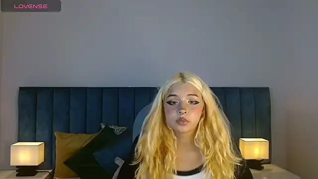 april bunnyy online show from February 2025 08:30:02 PM